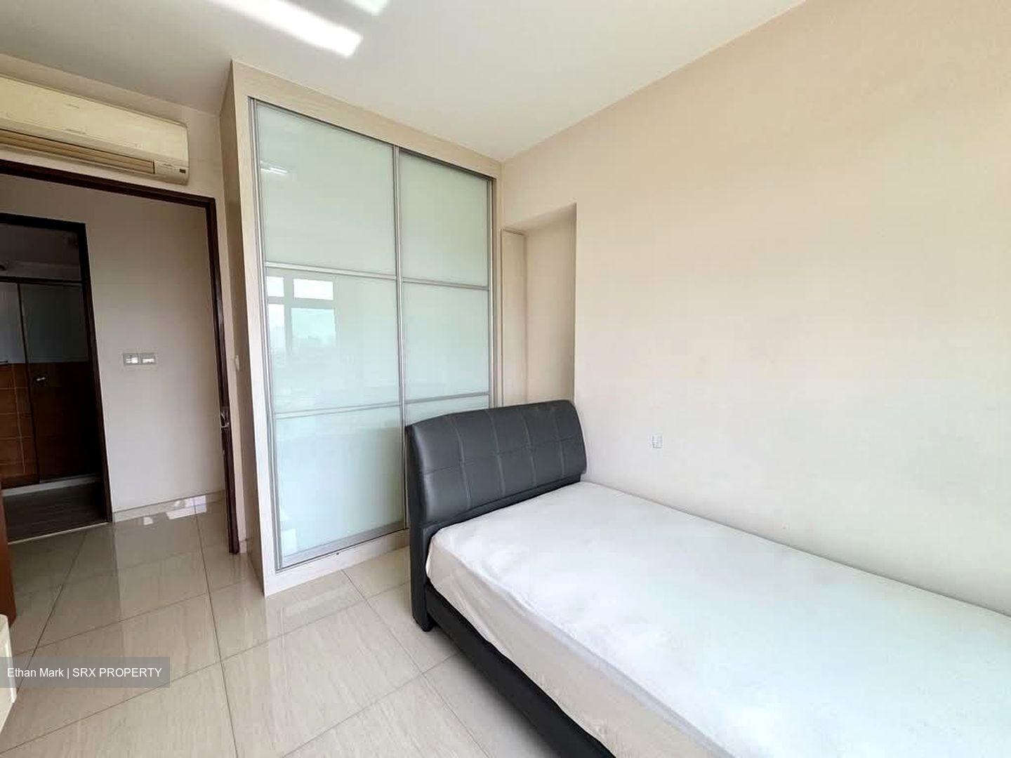 Blk 61C Strathmore Green (Queenstown), HDB 4 Rooms #585557371